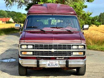 1994 Chevrolet G20 5.7 V8 | Stealth Sport - 2