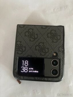 samsung z flip 4 nadily - 2