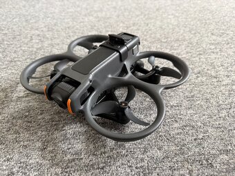 DJI Avata 2 + DJI Integra + ovladače + příslušenství - 2
