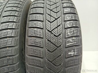2ks zimní pneu 215/55/17 Pirelli - 2