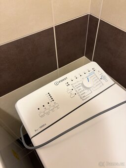 Pračka Indesit s horním plněním - 2
