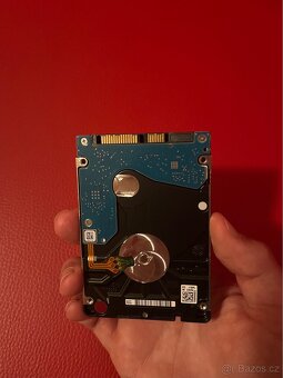 Seagate Mobile HDD 1TB (2,5” SATA, 5400 RPM) + kovový box - 2