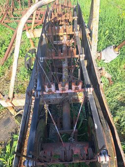 Obracečka a nahrnovačka - 2