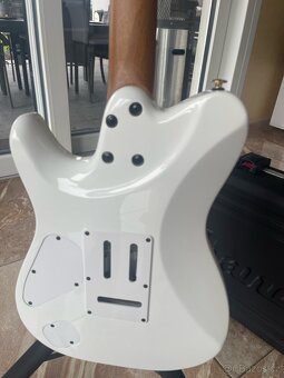 Ibanez Lari Basilio LB1 - 2