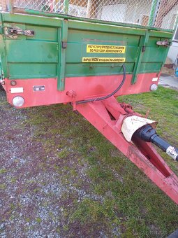 ROZMETADLO  HNOJE 2,5T - 2