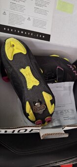 Cyklistické tretry NW razer w vel.39 - 2