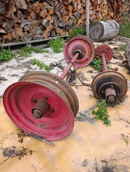 Prodám dvě nápravy na vlek /kára/ vozík - 2