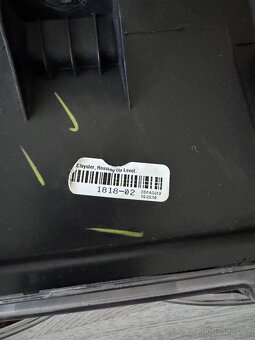 Dodge Challenger 2015+ originální Mopar světla - 2