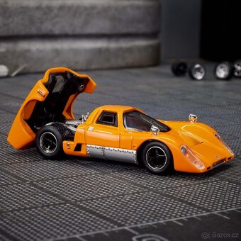 Hot Wheels Elite 64 McLaren M6GT - 2