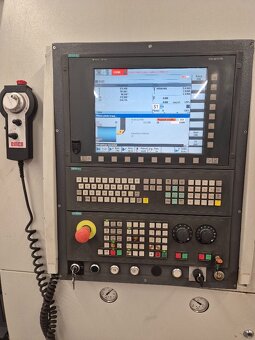 CNC soustruh Emco MAXXTURN 65, hnané nástroje, řízený koník - 2