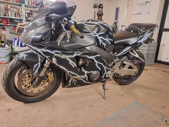 CBR954RR - 2