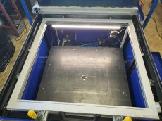 Vakuový tvářecí lis - 2