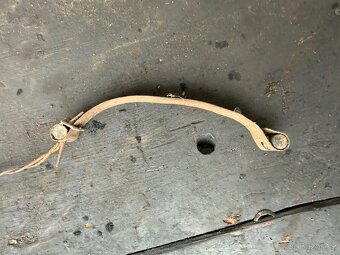 Předvalečká Jawa, Čz, atd… - držák dynama/magneta - 2