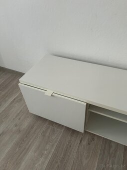 Televizní stolek - 2
