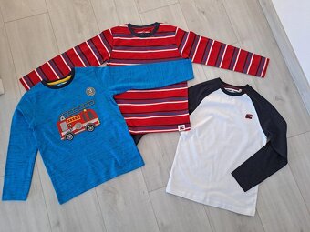 3 nová trička s hasičama, Next, vel.122 - 2