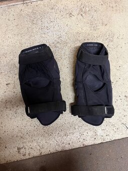 Chrániče acerbis - 2