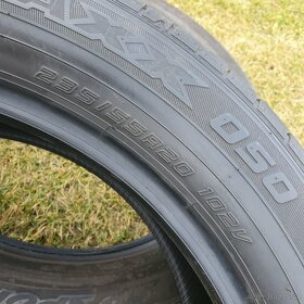 235 55 20 8xletni Dunlop a Bridgestone - 2