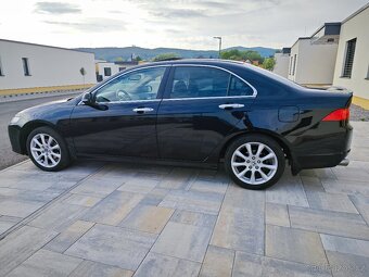 Honda Accord 2.4Vtec - 2