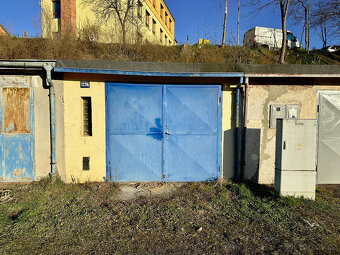 Garáž Ivančice, Alexovice - 2