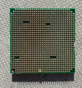 AMD ATHLON 2 X4 640 - 2