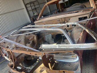 Mercedes w123 280CE - 2