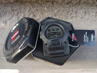 Hodinky Casio G-Shock DW 6900BB-1DR,originál krabička,štítek - 2