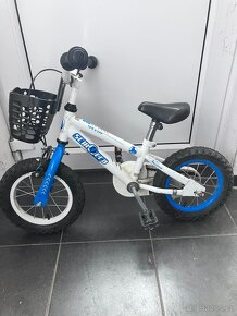 Prodám dětské kolo 12" 2-4 roky + boční kolečka - 2