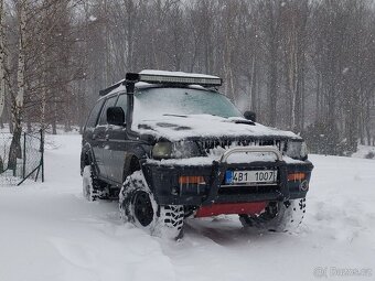 Pajero sport 2,5 73kw - 2