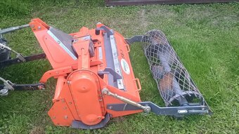 Zakladač trávníku 105cm - 2