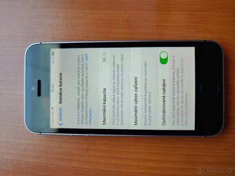 3x iPhone SE 1 generace - 2