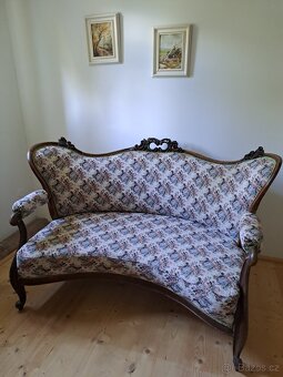 Zámecká sofa - 2