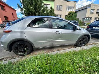 Honda Civic - 2