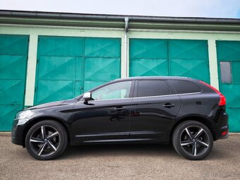 Volvo XC60 2.4D5/140kW AWD R-DESIGN - 2