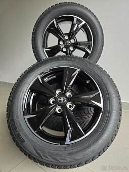 Orig. Toyota 5x114 _ Zimní 215/60/17 - Nové - - 2