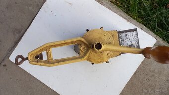 Mlýnek Na Strouhanku zn. Porkert - 2