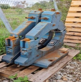 Lunety k soustruhu SU 100 na prodej - 2