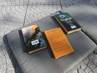 2x kniha Michael Crichton - Ztracený svět, Congo - 2