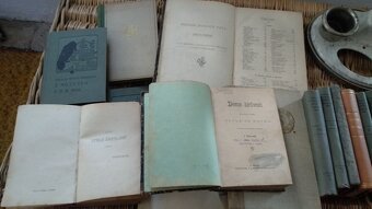 Staré knihy orig.1905 + starož.savé hladítko inkoust.podpisů - 2