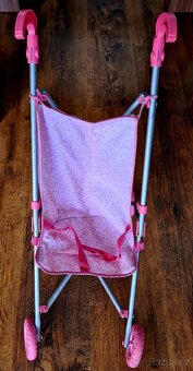 Kočárek pro panenky, skládací - ježděný jen doma - 2