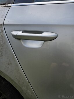 Dveře pravé zadní VW Passat B6 kombi LA7W stříbrný - 2