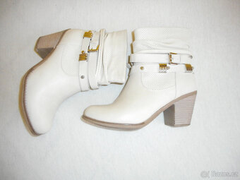 Kozačky ..koně" - 2