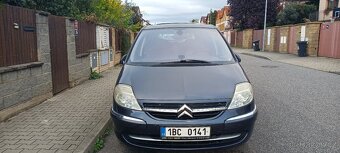 Citroen C8 - 2