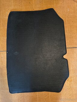 Textilní koberec do kufru Škoda Fabia 1 hatchback - 2