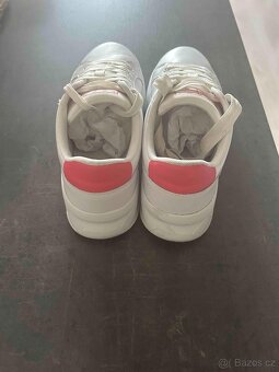 Dámské tenisky Tommy Jeans - 2