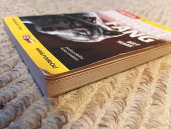 Bílý tesák, dvojjazyčná AJ/ČJ - 2