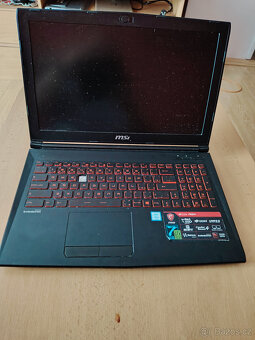 MSI GL62M 7RDX - 2
