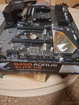 GIGABYTE  B450 AORUS ELITE V2 - 2
