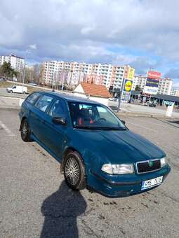Škoda Octavia - 2