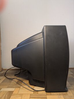 Funkční retro TV Funai + kabel - 2