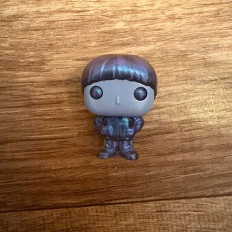 Will upside down kinder joy Stranger Things - 2